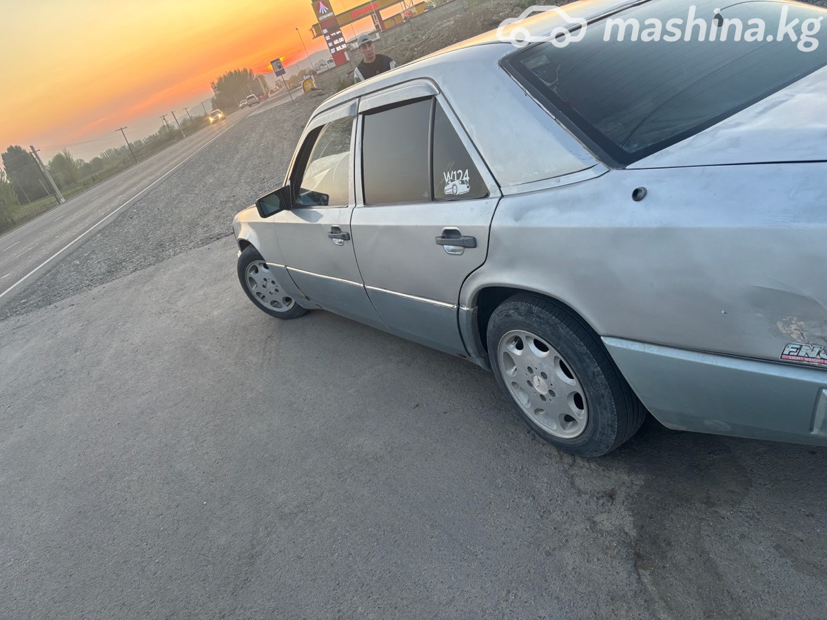 Mercedes-Benz W124