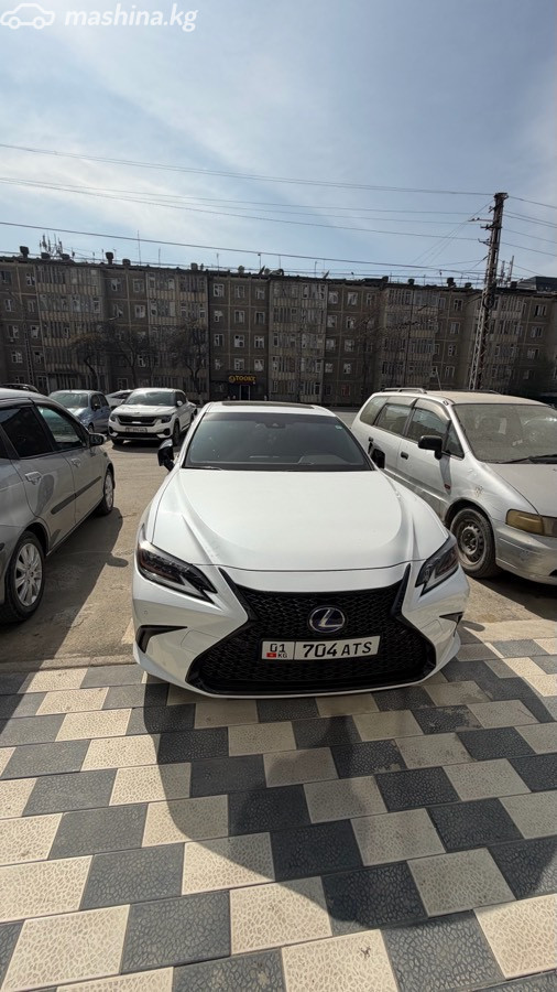Lexus ES VII