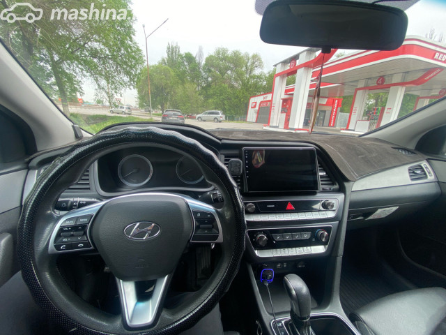 Hyundai Sonata VII (LF) Рестайлинг 2.0 AT — фото 8