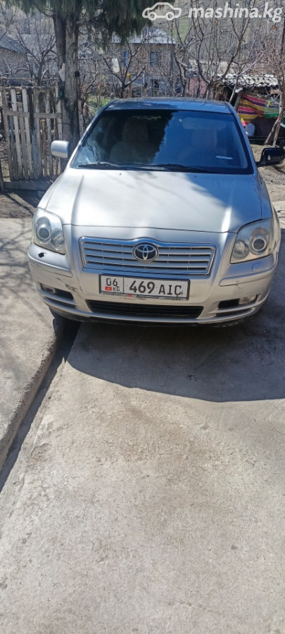 Toyota Avensis II