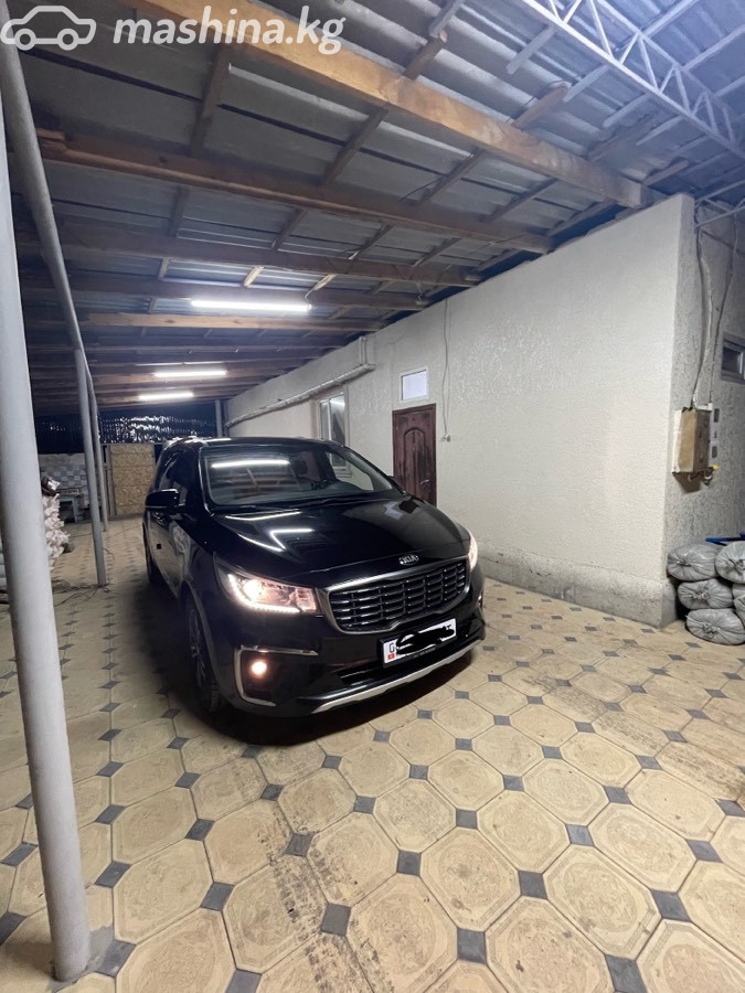 Kia Carnival III