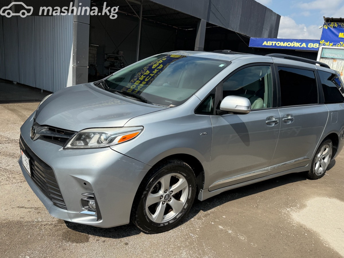 Toyota Sienna III Рестайлинг 2