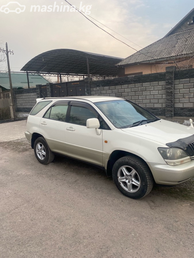 Toyota Harrier I (XU10)
