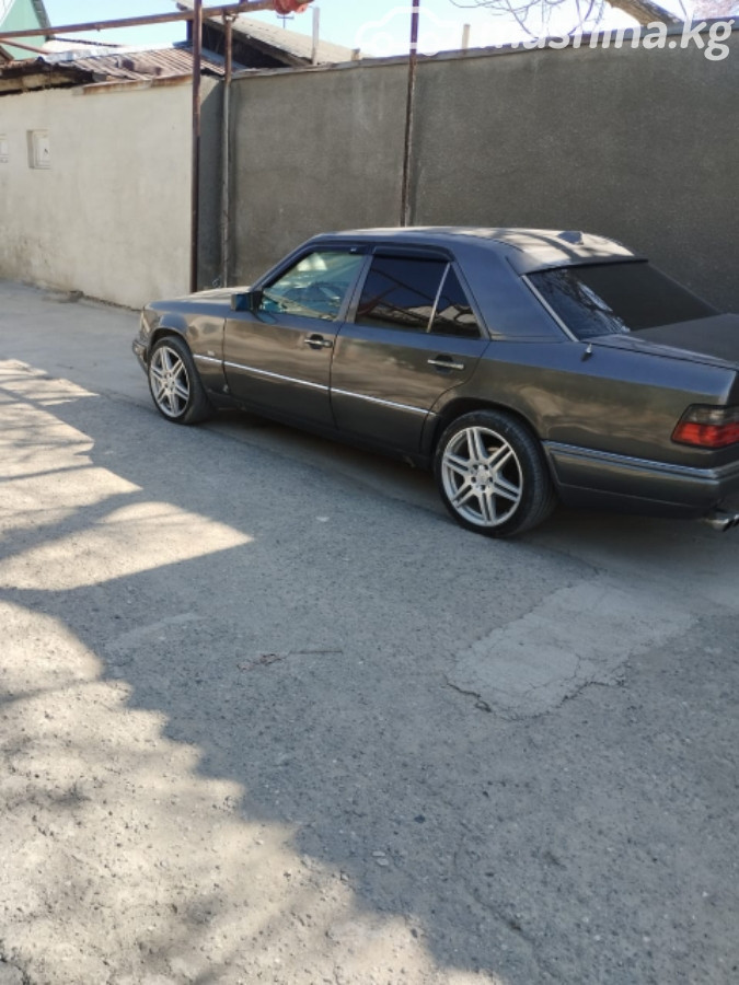 Mercedes-Benz E-Класс I (W124)
