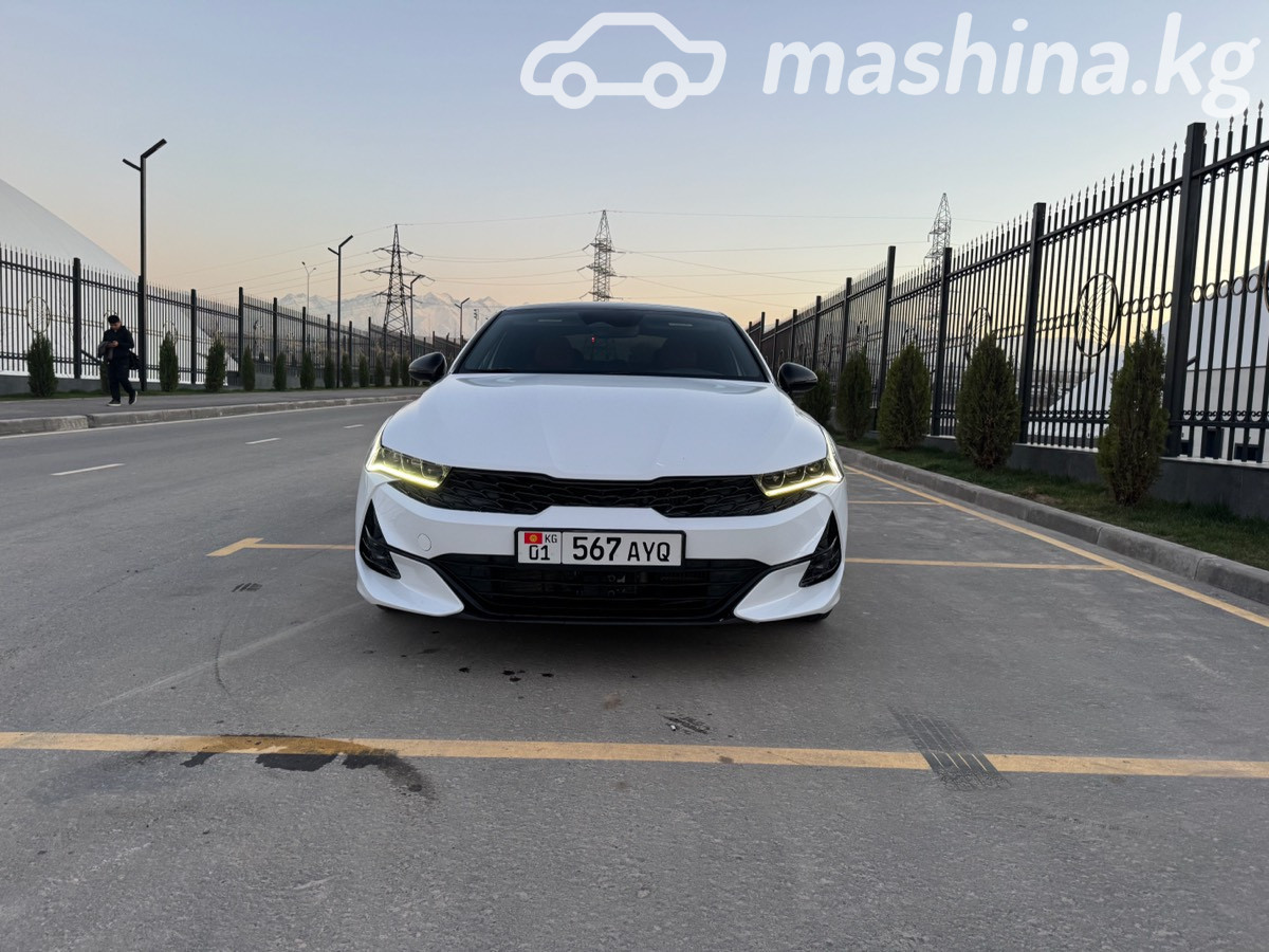 Kia K5 III