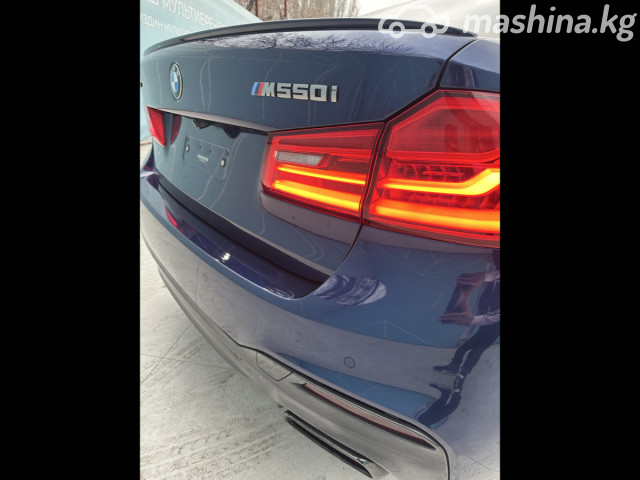 BMW 5 серии VII (G30/G31) M550i xDrive 4.4 AT 4WD — фото 6