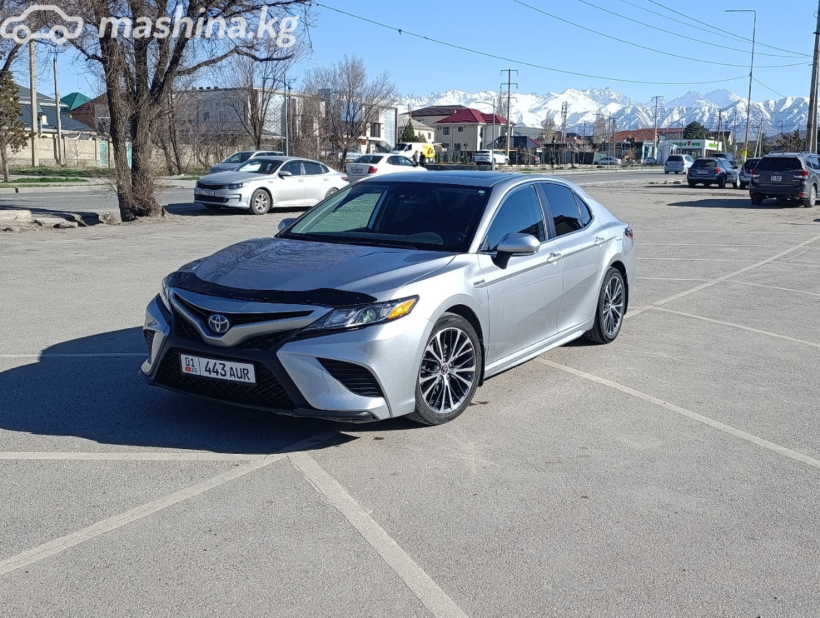 Toyota Camry VIII (XV70)