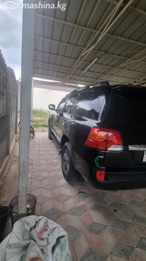 Toyota Land Cruiser 200 Series