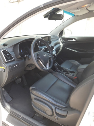 Hyundai Tucson III Рестайлинг 2.0d AT — фото 3