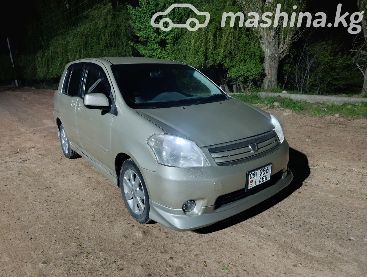 Toyota Raum II