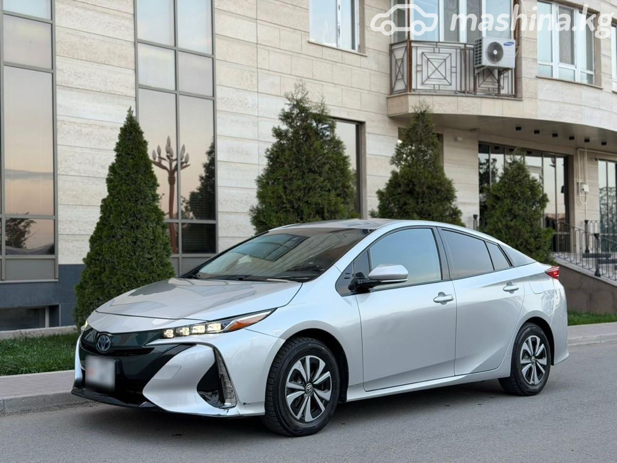 Toyota Prius IV (XW50)