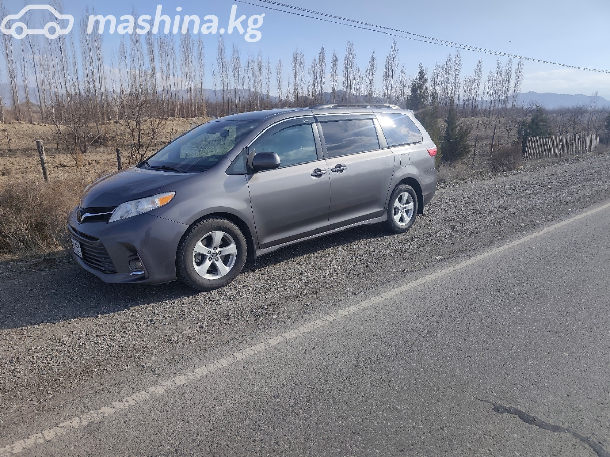 Toyota Sienna III Рестайлинг 2
