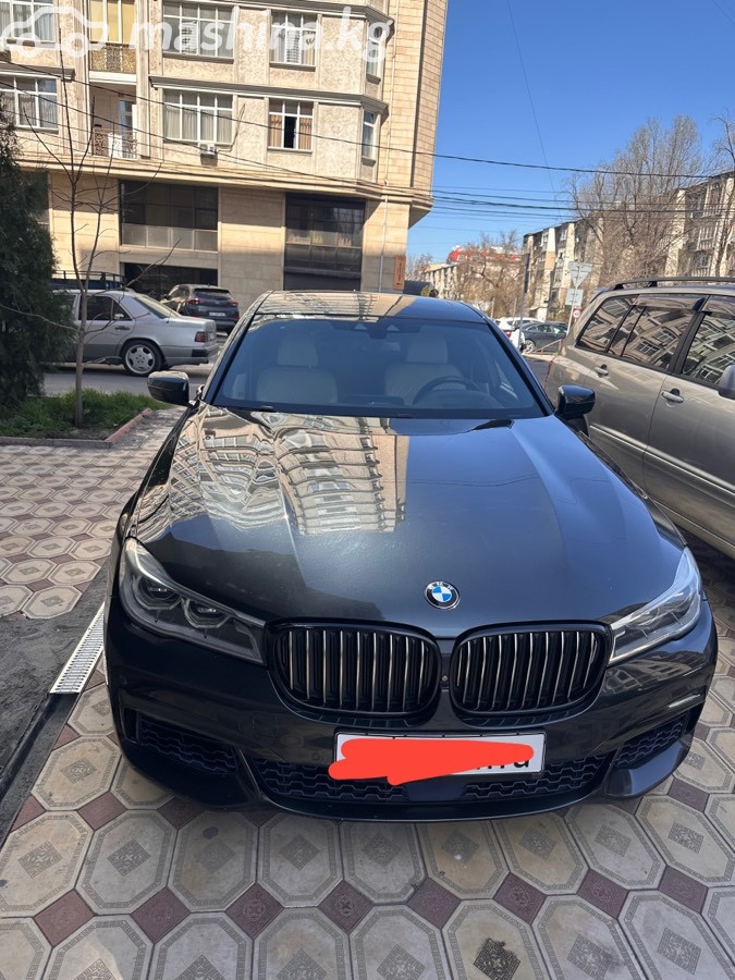 BMW 7 серии VI (G11/G12)