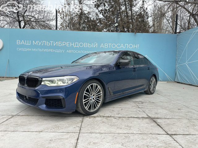 BMW 5 серии VII (G30/G31) M550i xDrive 4.4 AT 4WD — фото 2