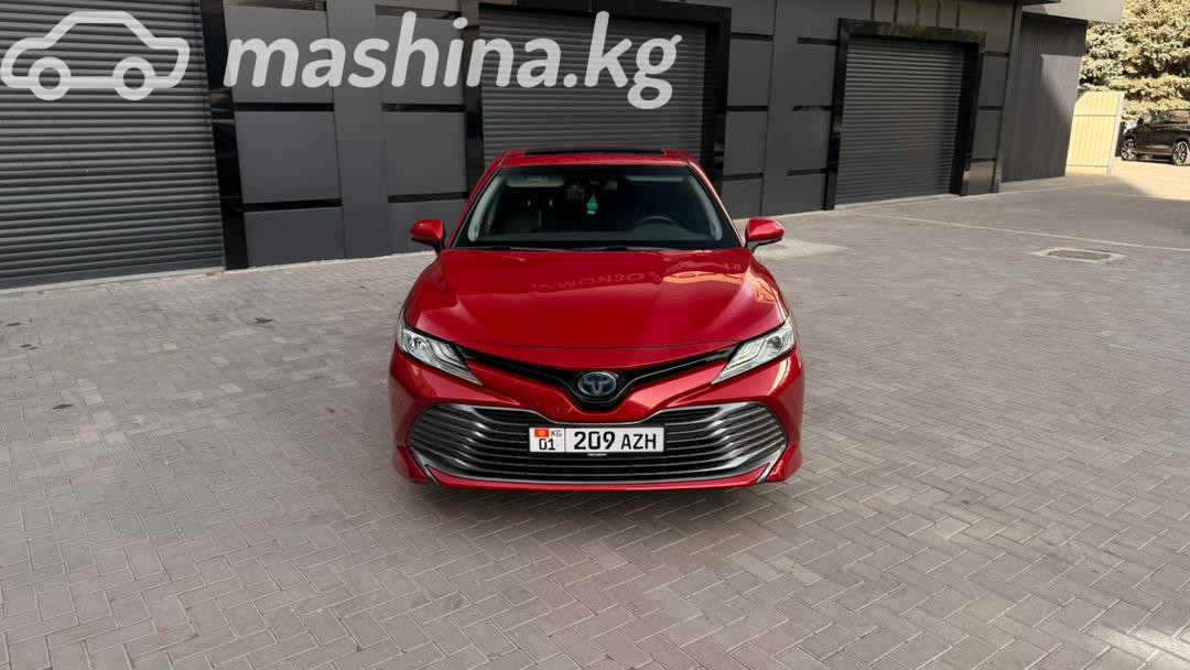 Toyota Camry VIII (XV70)