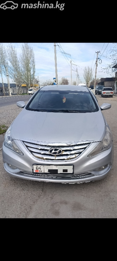 Hyundai Sonata VI (YF)