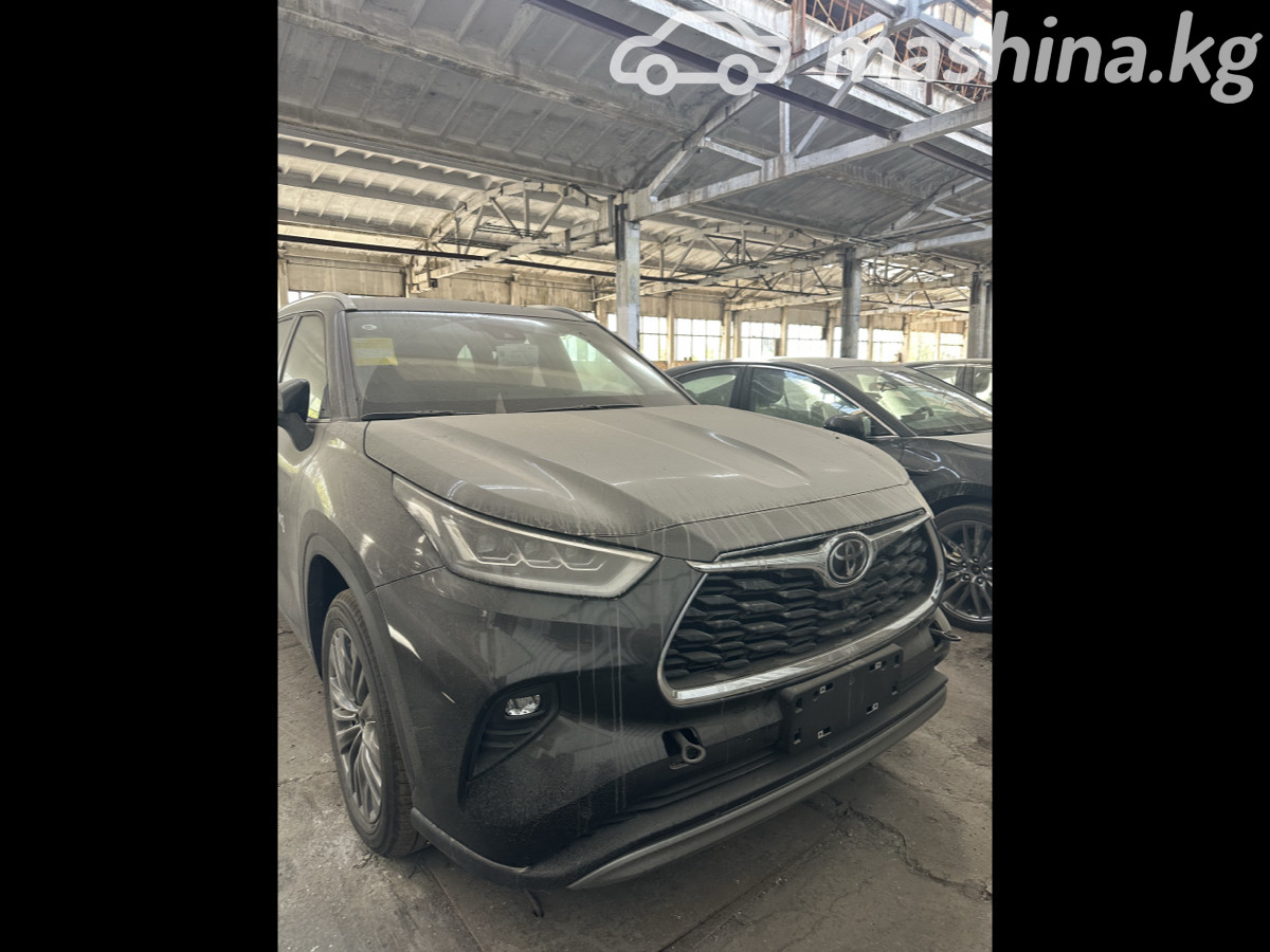 Toyota Highlander IV (U70)