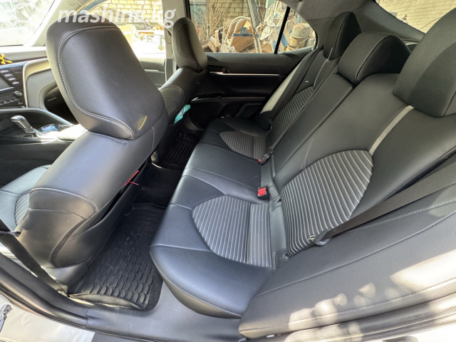 Toyota Camry VIII (XV70) US Market 2.5 AT — фото 10
