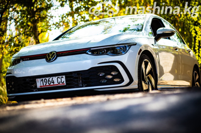 Volkswagen Golf VIII 2.0 AMT