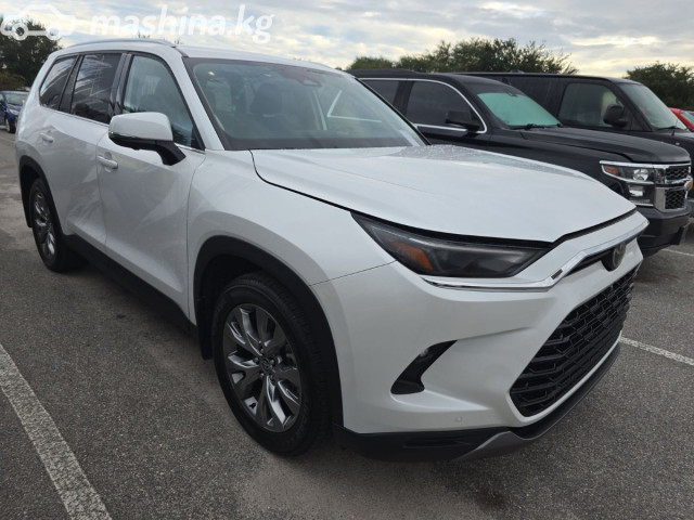 Toyota Grand Highlander 2.5hyb CVT 4WD
