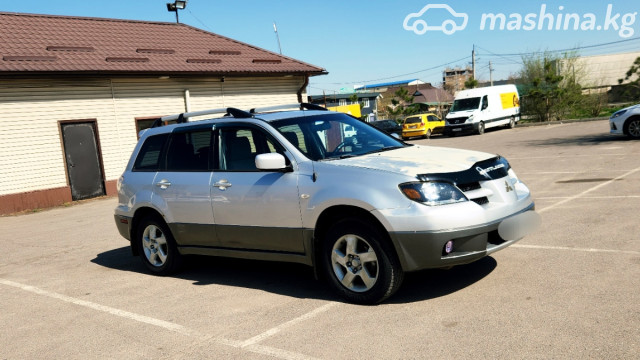 Mitsubishi Outlander I 2.4 AT 4WD — фото 3