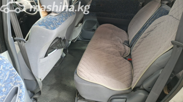 Toyota Ipsum I (M10) 2.0 AT — фото 8