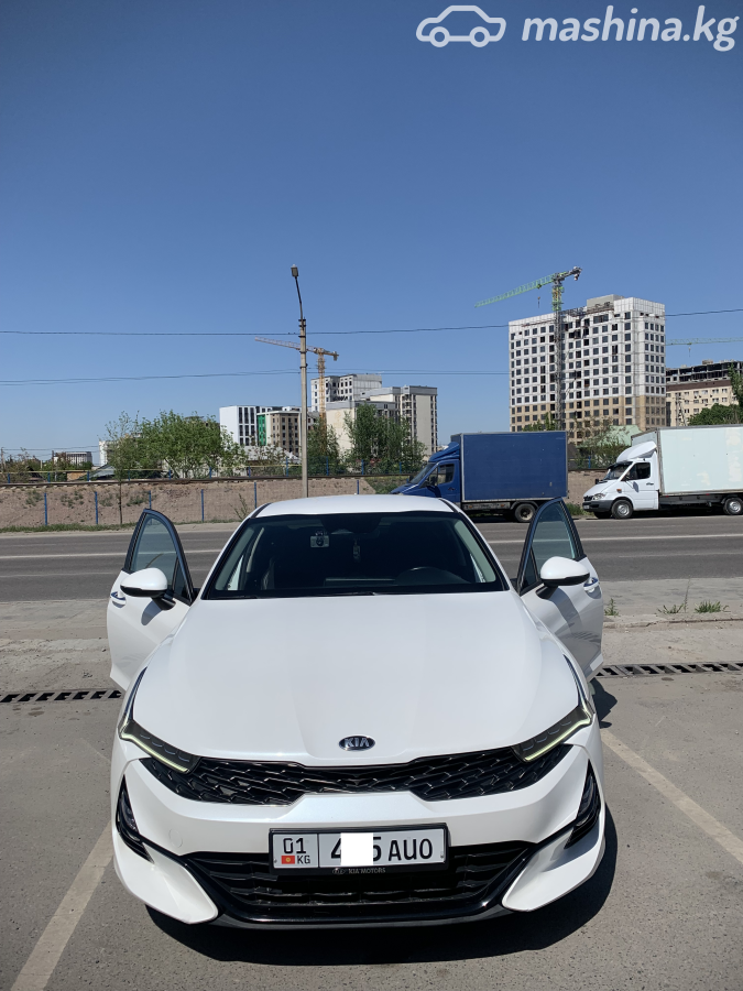 Kia K5 III