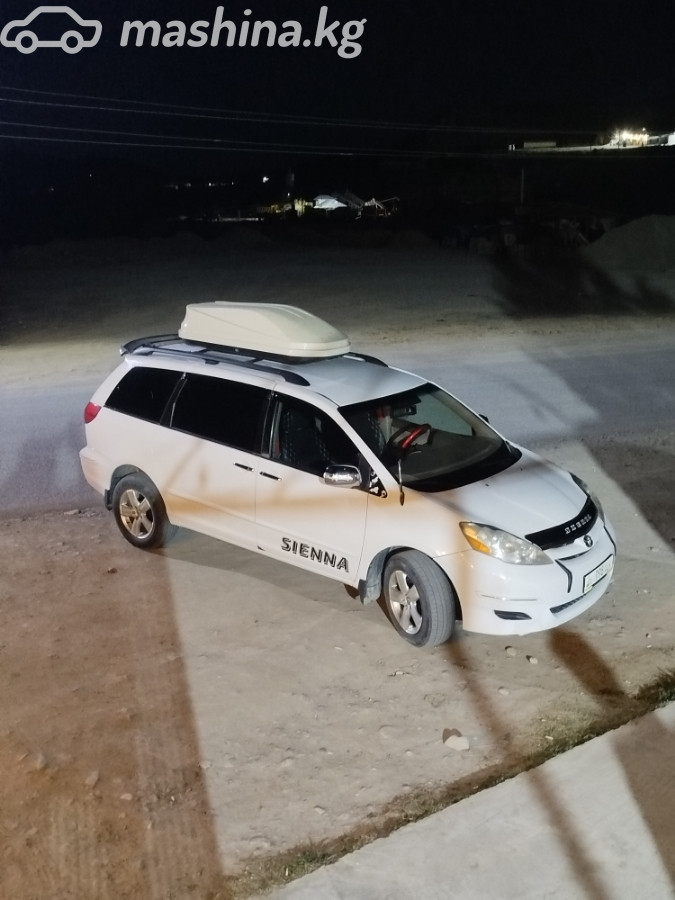 Toyota Sienna II Рестайлинг