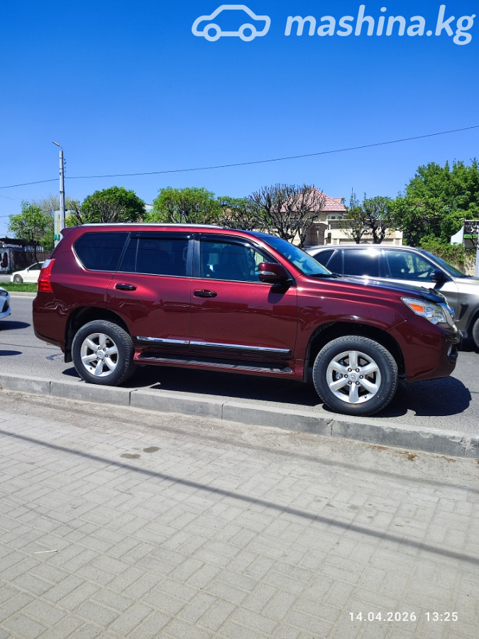 Lexus GX II