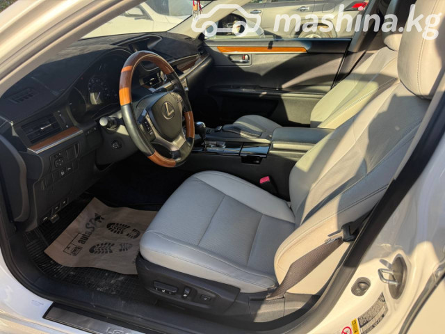 Lexus ES VI 300h 2.5hyb CVT — фото 8