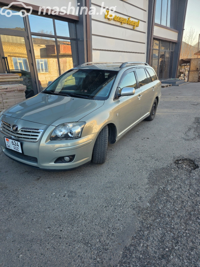 Toyota Avensis II