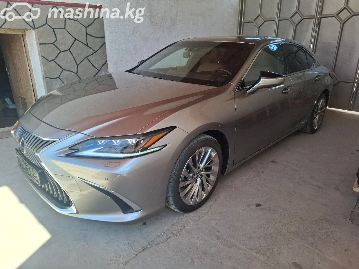 Lexus ES VII
