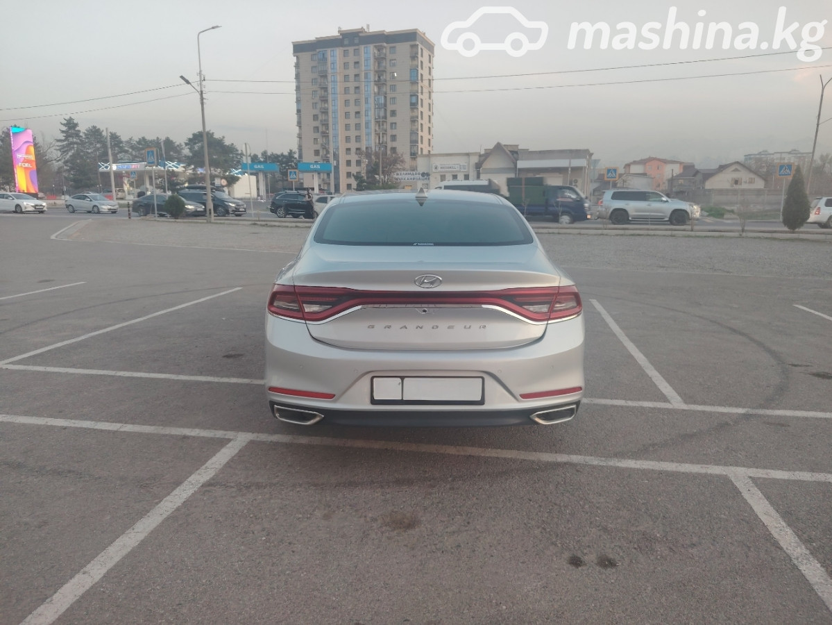 Hyundai Grandeur VI