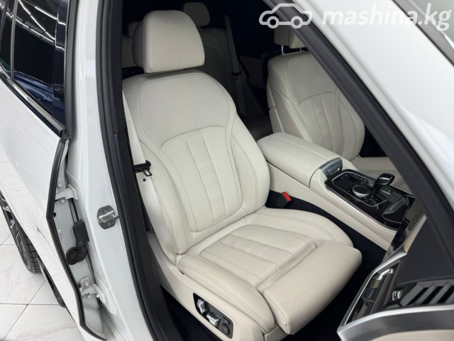 BMW X5 IV (G05/G18) 50i 4.4 AT 4WD — фото 9