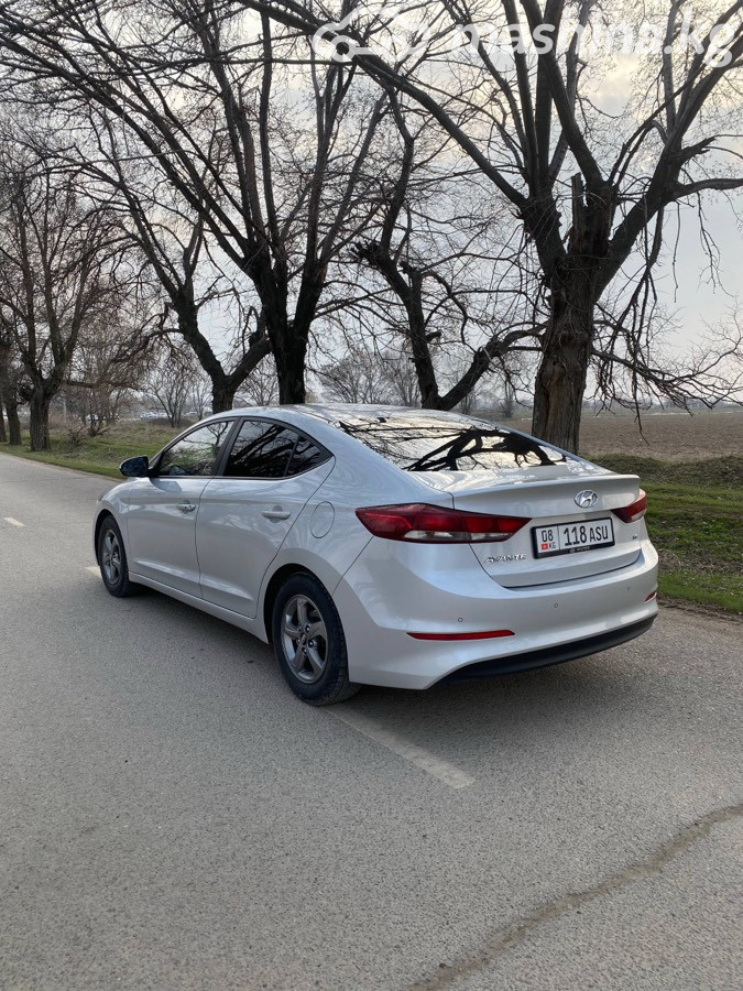 Hyundai Avante VI