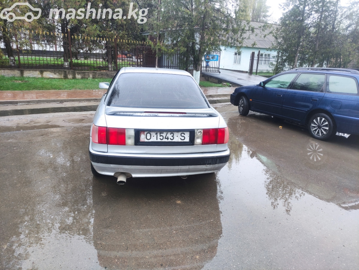 Audi 80 V (B4)