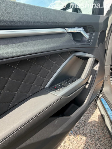 Audi Q3 II (F3) 40 TFSI 2.0 AT 4WD — фото 10