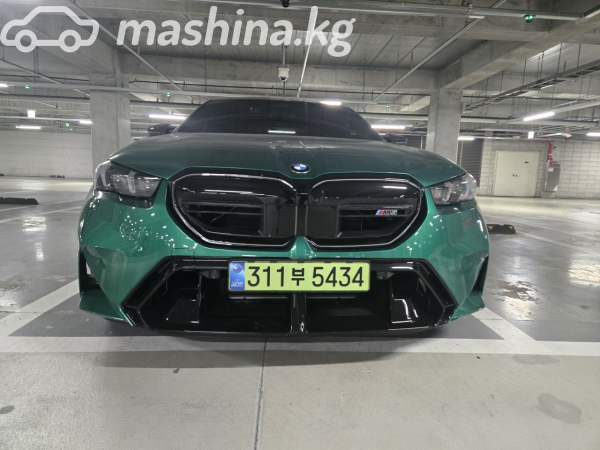 BMW M5 VII (G90)