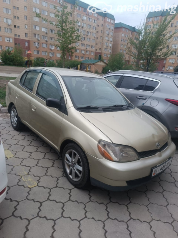 Toyota Echo