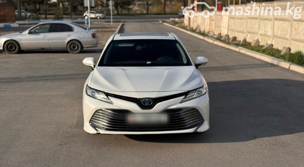 Toyota Camry VIII (XV70)