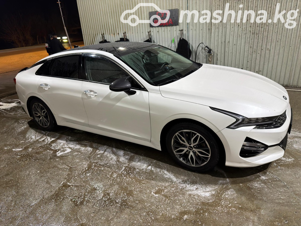 Kia K5 III