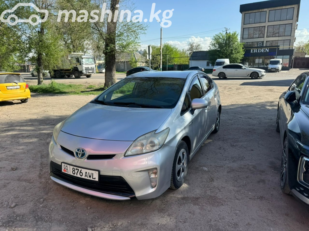 Toyota Prius III Рестайлинг (XW30)