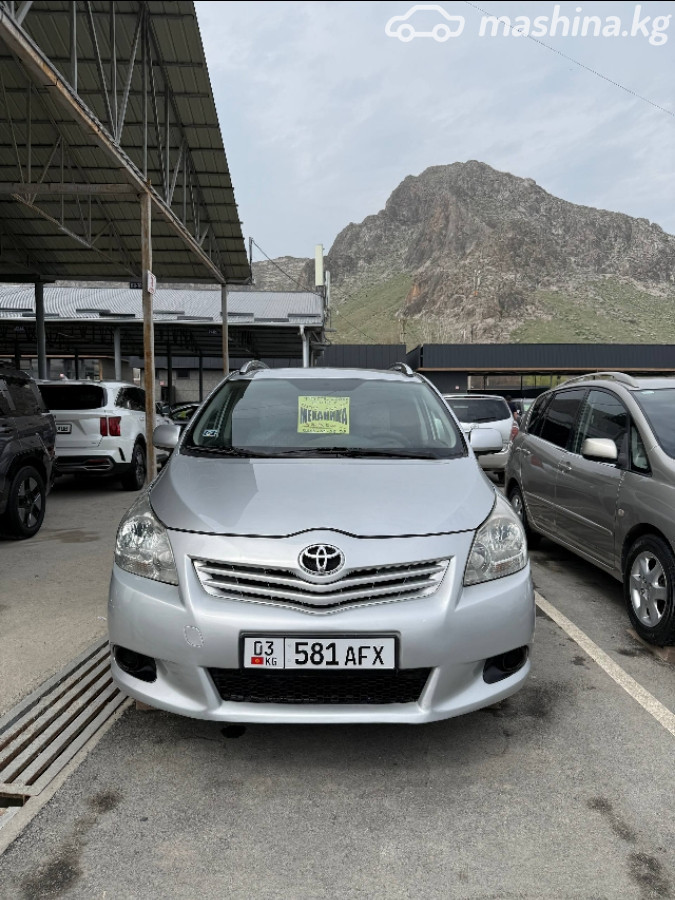 Toyota Verso I