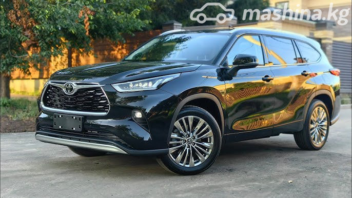 Toyota Highlander IV (U70)
