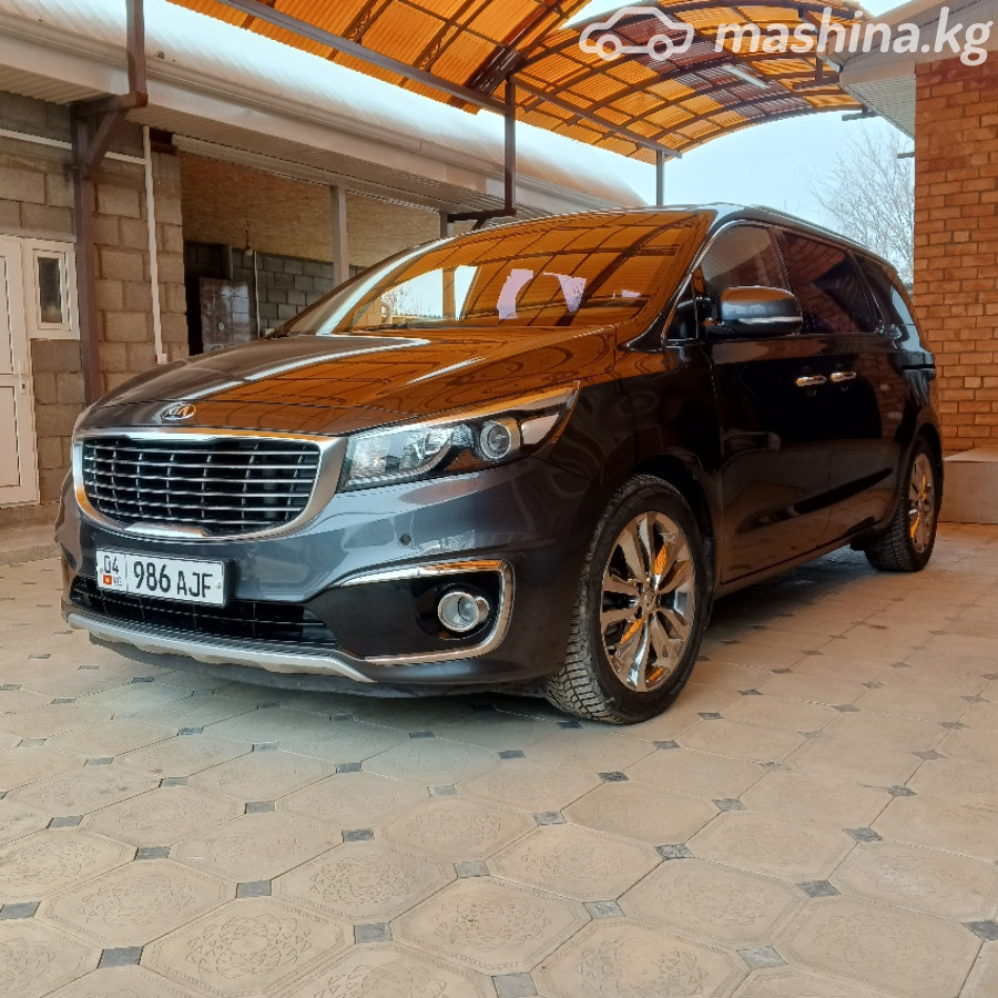 Kia Carnival III