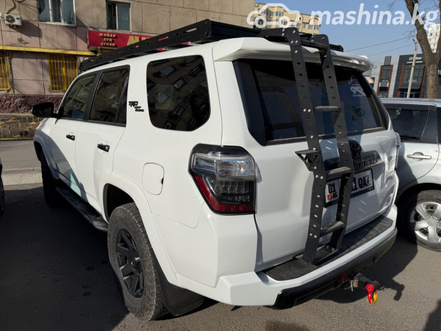 Toyota 4Runner V Рестайлинг 4.0 AT 4WD — фото 2