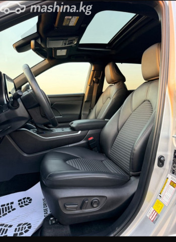 Toyota Highlander IV (U70) 2.4 AT — фото 10