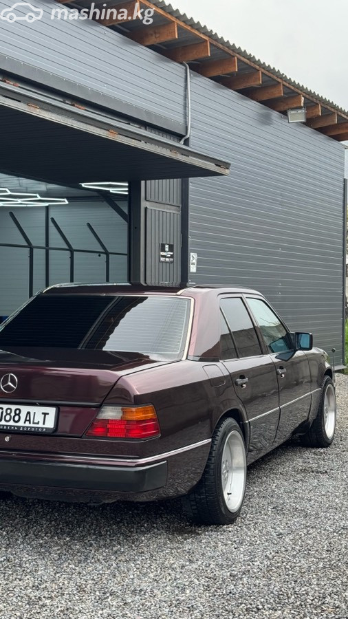 Mercedes-Benz W124