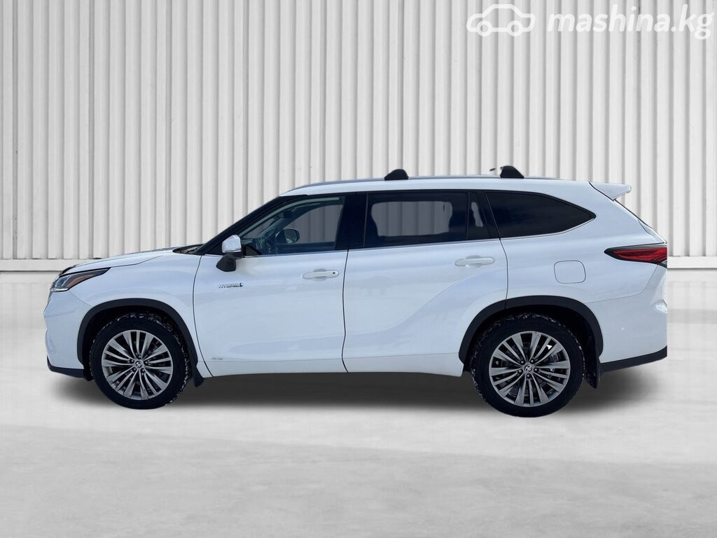 Toyota Highlander IV (U70)