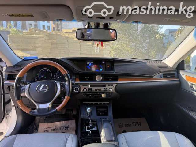 Lexus ES VI 300h 2.5hyb CVT — фото 10